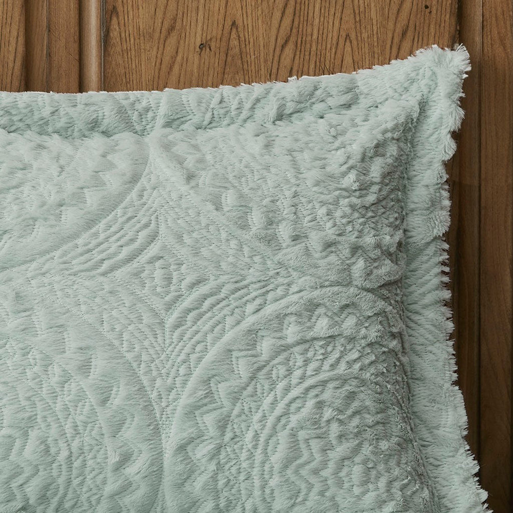 Full/Queen Embroidered Medallion Faux Fur Ultra Plush Comforter Mini Set Media 4
