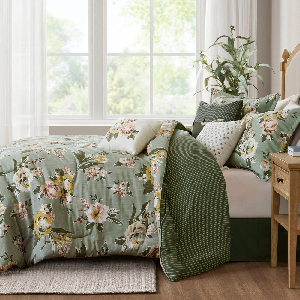 7-Piece King Vin  Floral Comforter Set, Green Media 22
