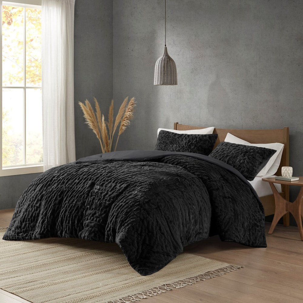 Full/Queen Ruched Fur Down Alternative Comforter Set Media 1