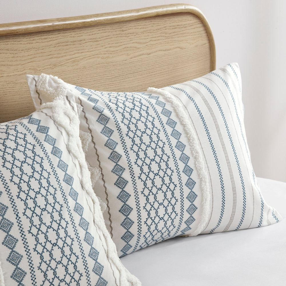 Cotton Printed Comforter Set with Chenille White/Navy King/Cal King Media 10