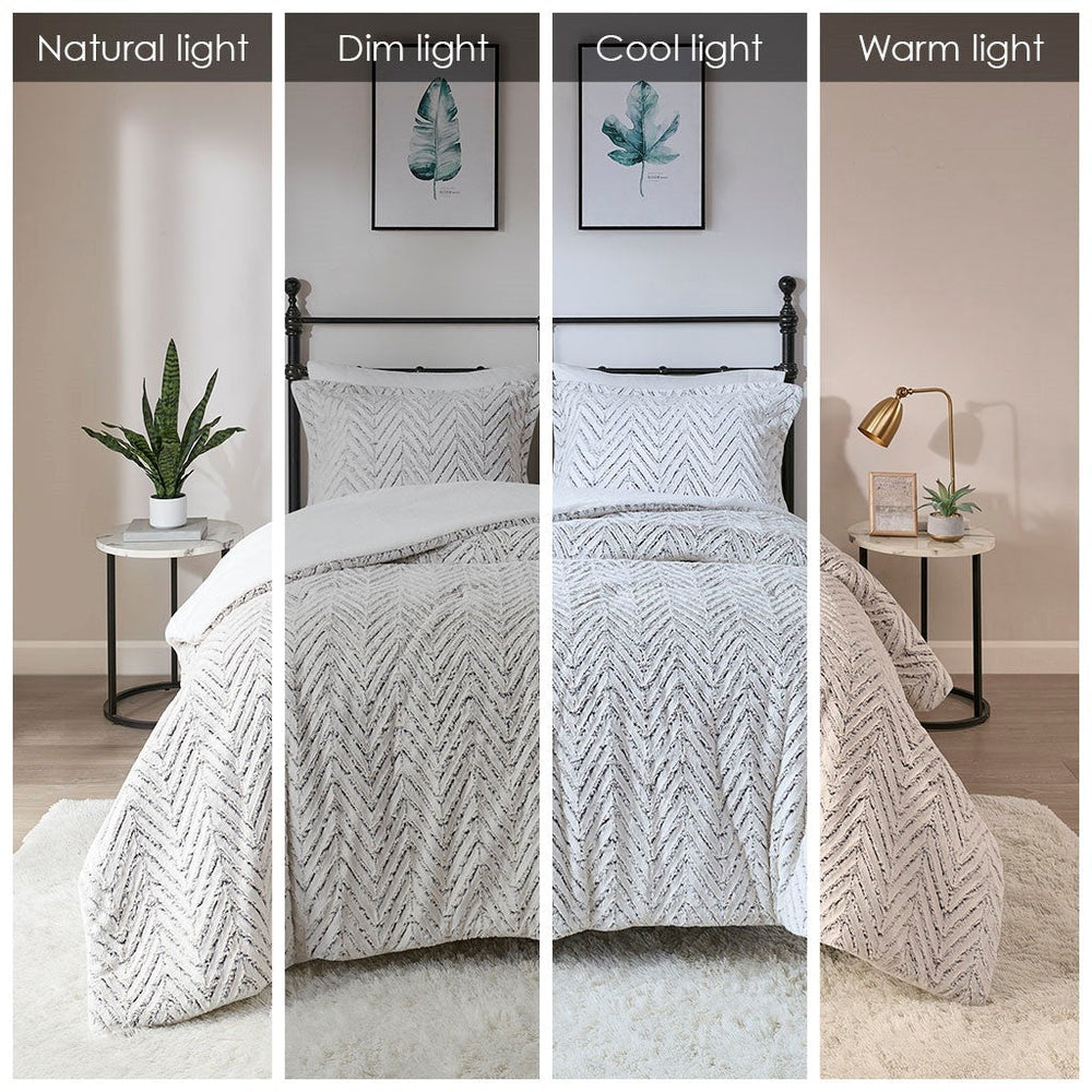Full/Queen Ultra Plush Down Alternative Comforter Set Media 12