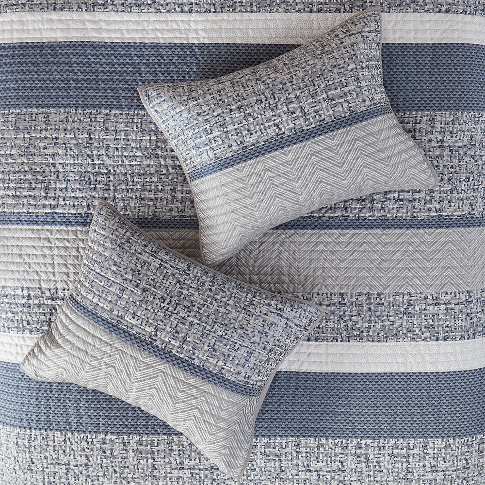 6 Piece Reversible Jacquard Quilt Set with Throw Pillows Navy Full/Queen Media 12