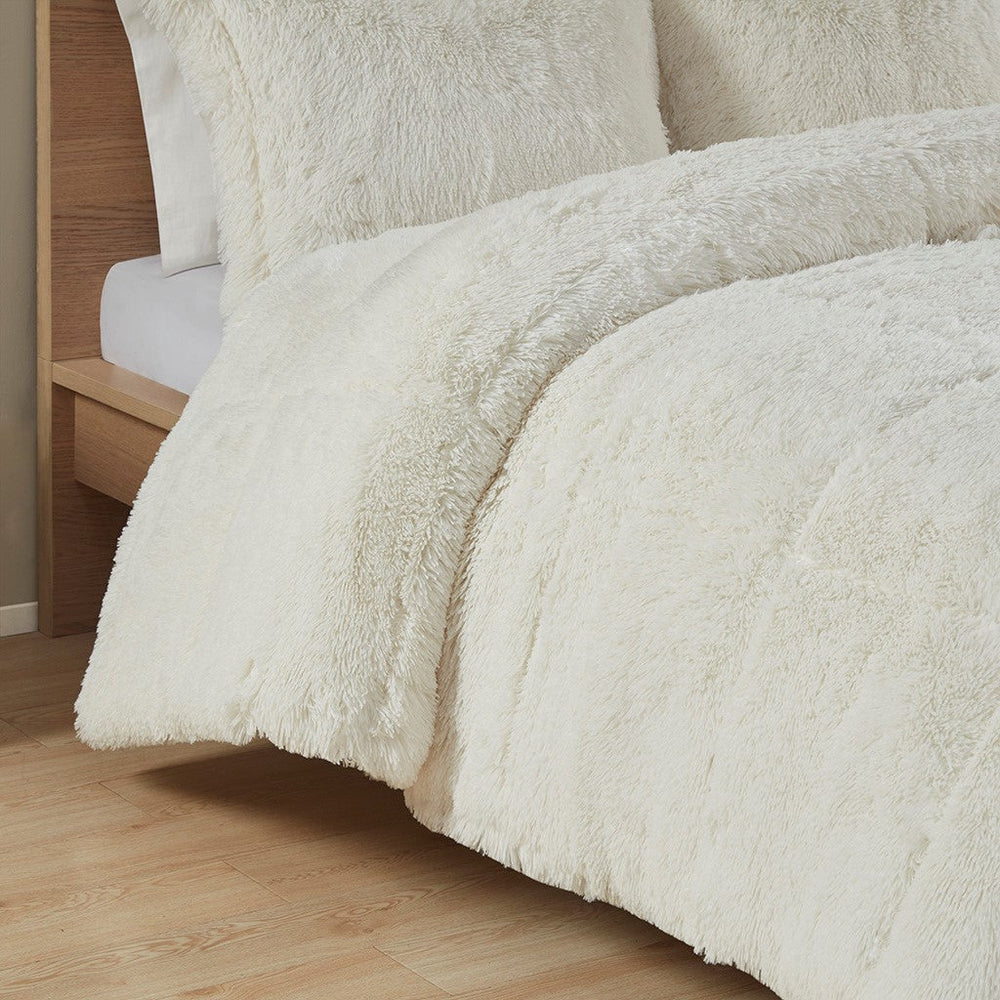 Full/Queen Shaggy Long Fur Comforter Mini Set Media 3