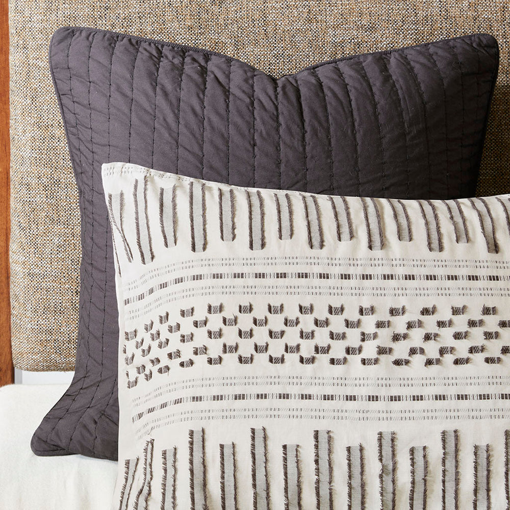 King/Cal King Cotton Jacquard Duvet Cover Mini Set Media 9