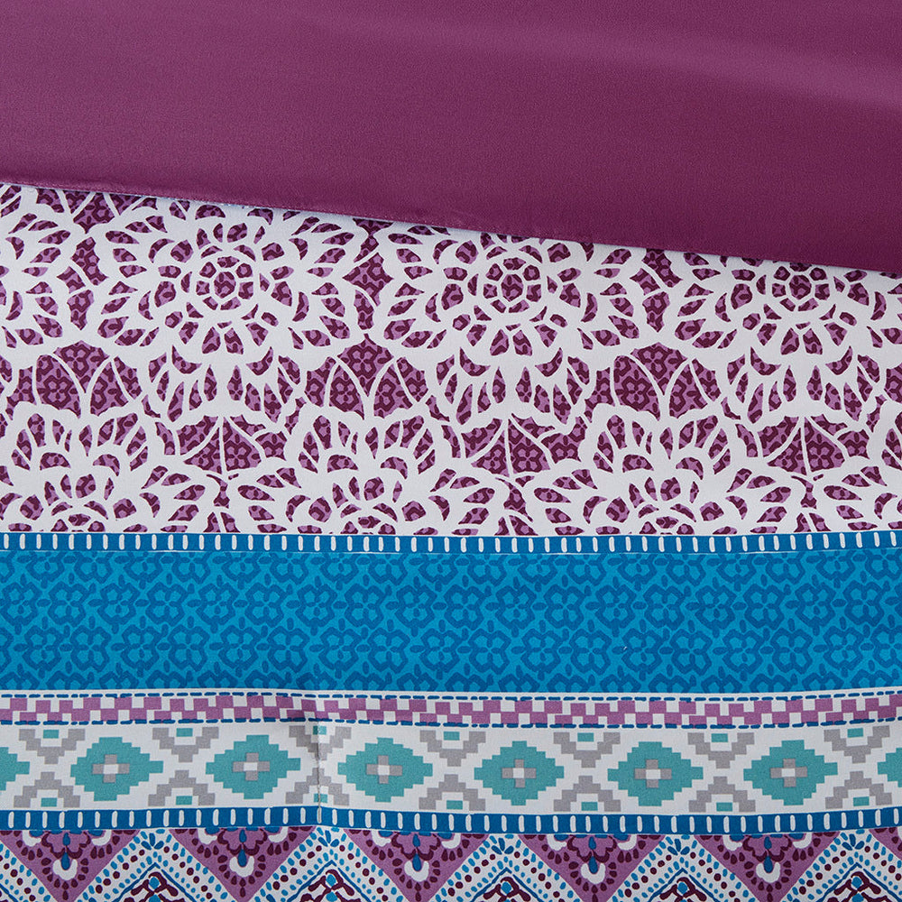 Comforter Set Media 10
