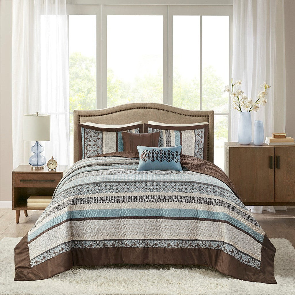 5 Piece Jacquard Quilt Set with Throw Pillows Blue Full/Queen Media 13
