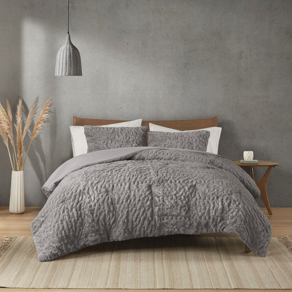 King/Cal King Ruched Fur Down Alternative Comforter Set Media 4