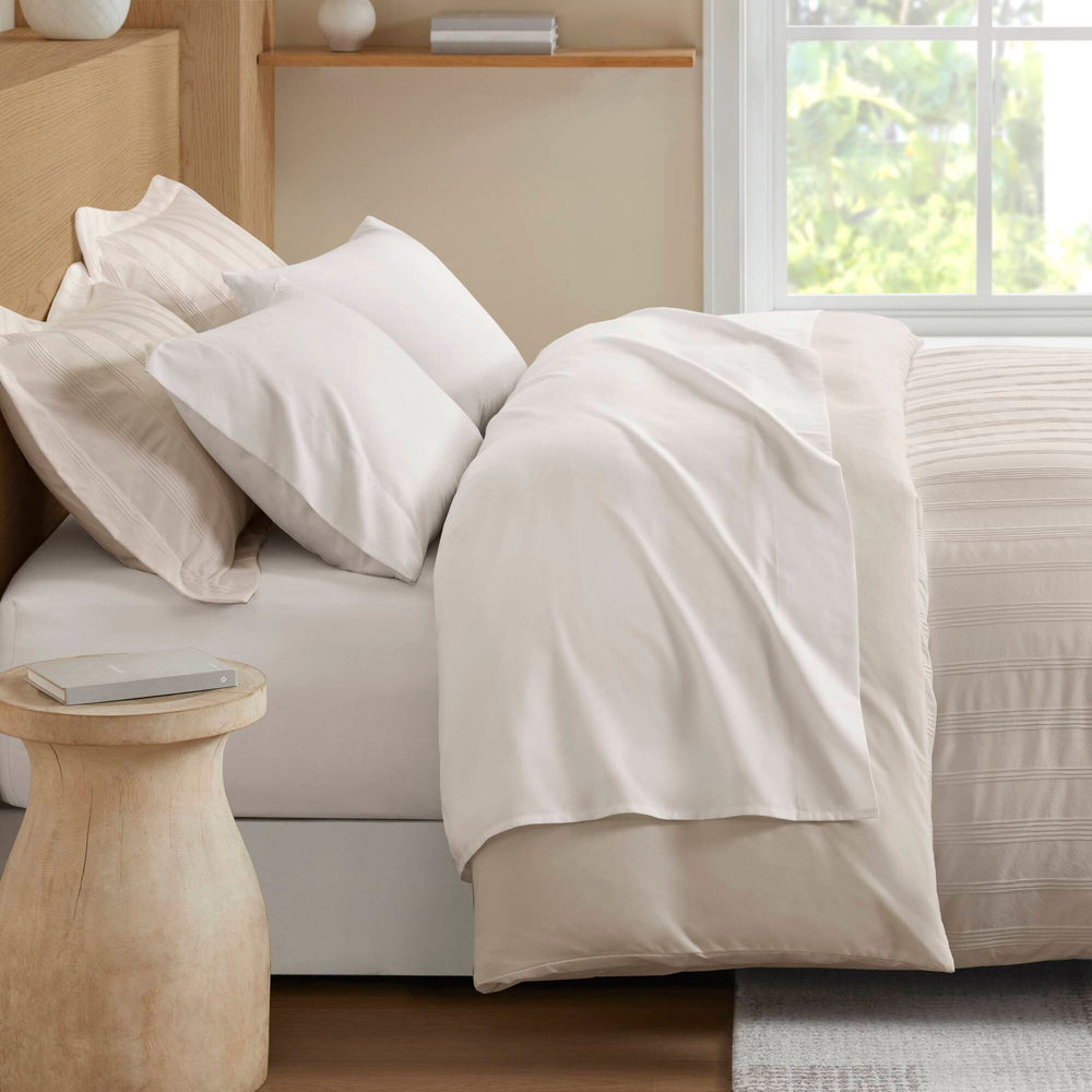 3-Piece Queen Woven Striped Duvet Set Media 17