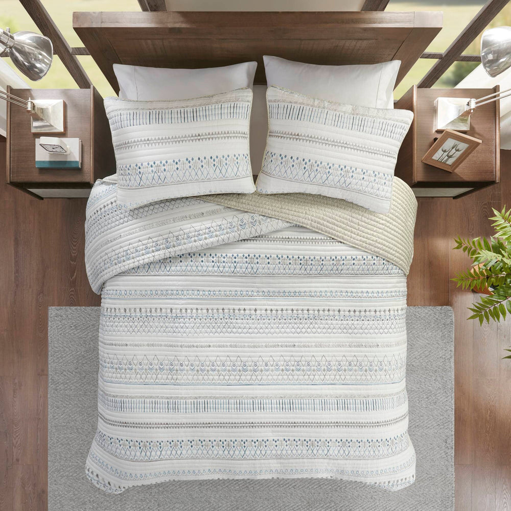 3 Piece   Seersucker Quilt Set Taupe/Blue King/Cal King Media 7