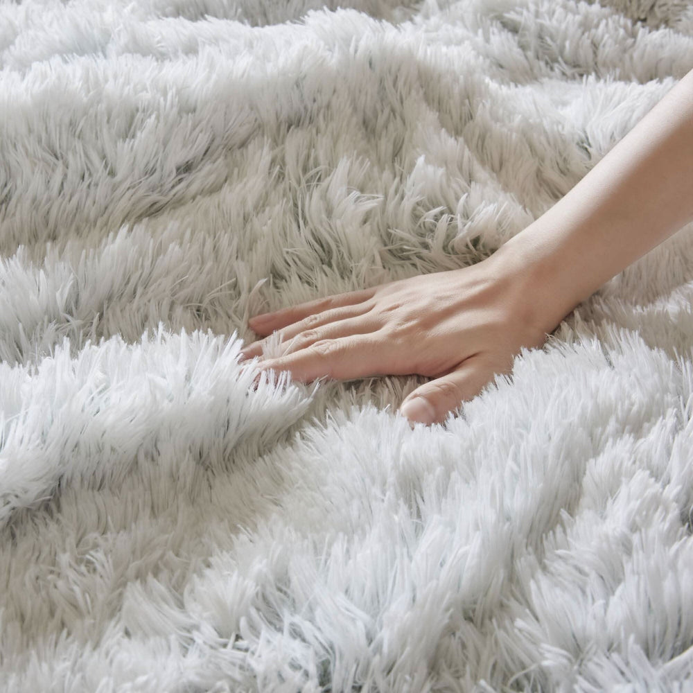 Faux Fur Comforter Set Shaggy Twin XL Green & White Cozy Bedding For Home Decor Accent Media 9