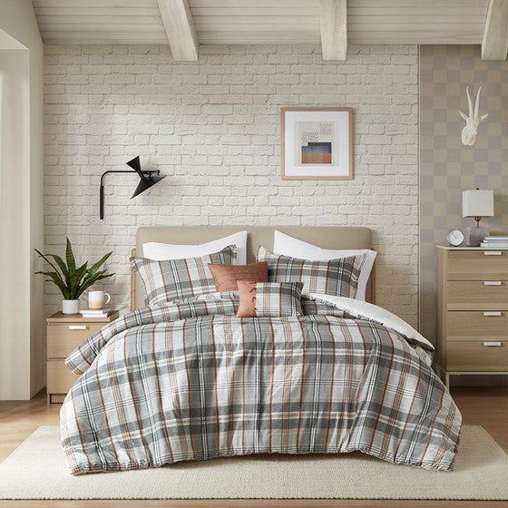 Twin/Twin XL Plaid Comforter Set Media 7