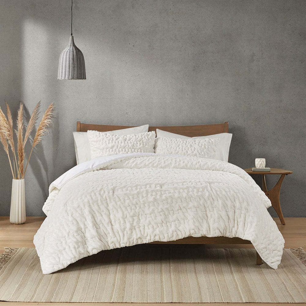 Full/Queen Ruched Fur Down Alternative Comforter Set Media 9