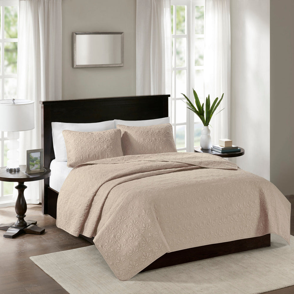 Reversible Quilt Set Khaki Full/Queen Media 1