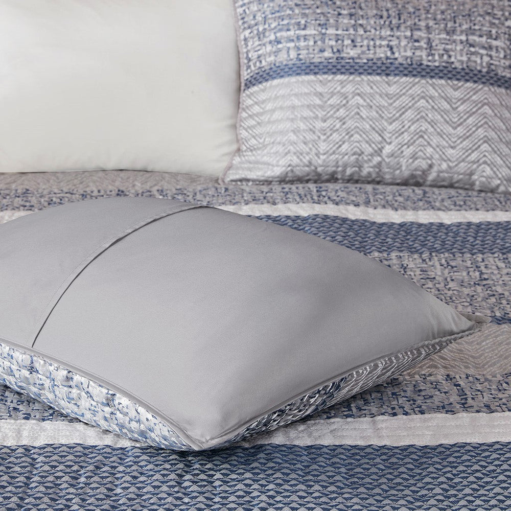 6 Piece Reversible Jacquard Quilt Set with Throw Pillows Navy Full/Queen Media 4