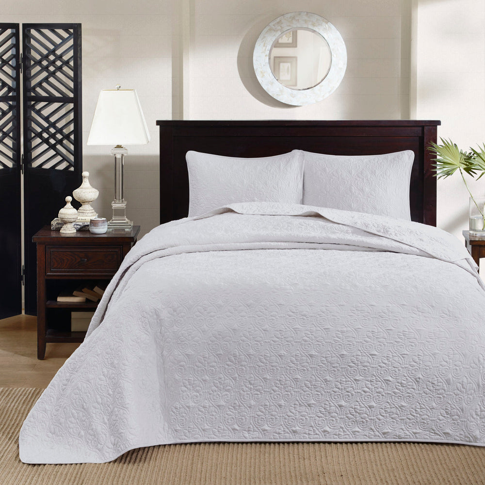 Reversible Bedspread Set White Queen Media 7