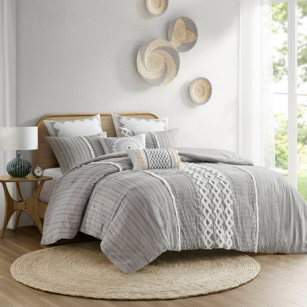 Cotton Printed Comforter Set with Chenille Gray King/Cal King Media 1