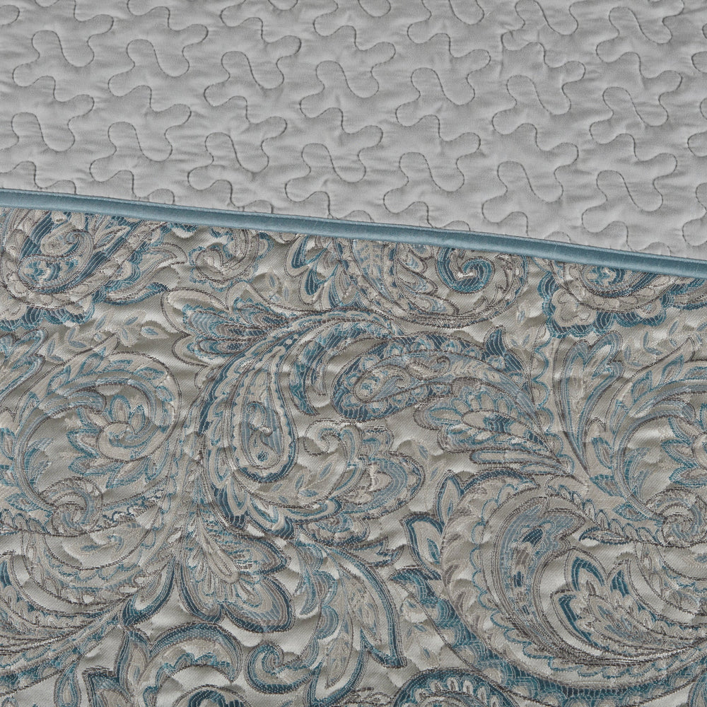 5 Piece Jacquard Bedspread Set with Throw Pillows Teal King Media 15