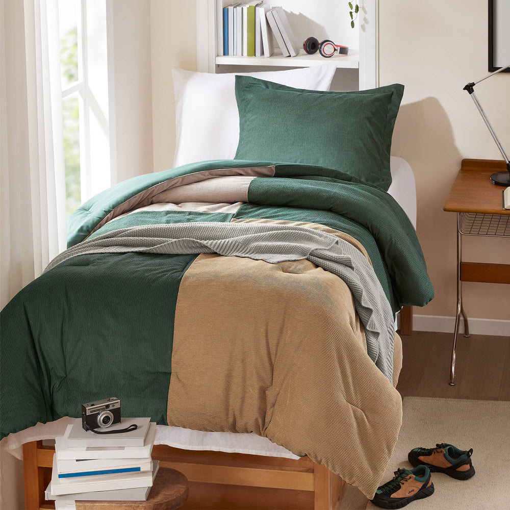 2 Pieces Twin/Twin XL Comforter Set,Green Media 1