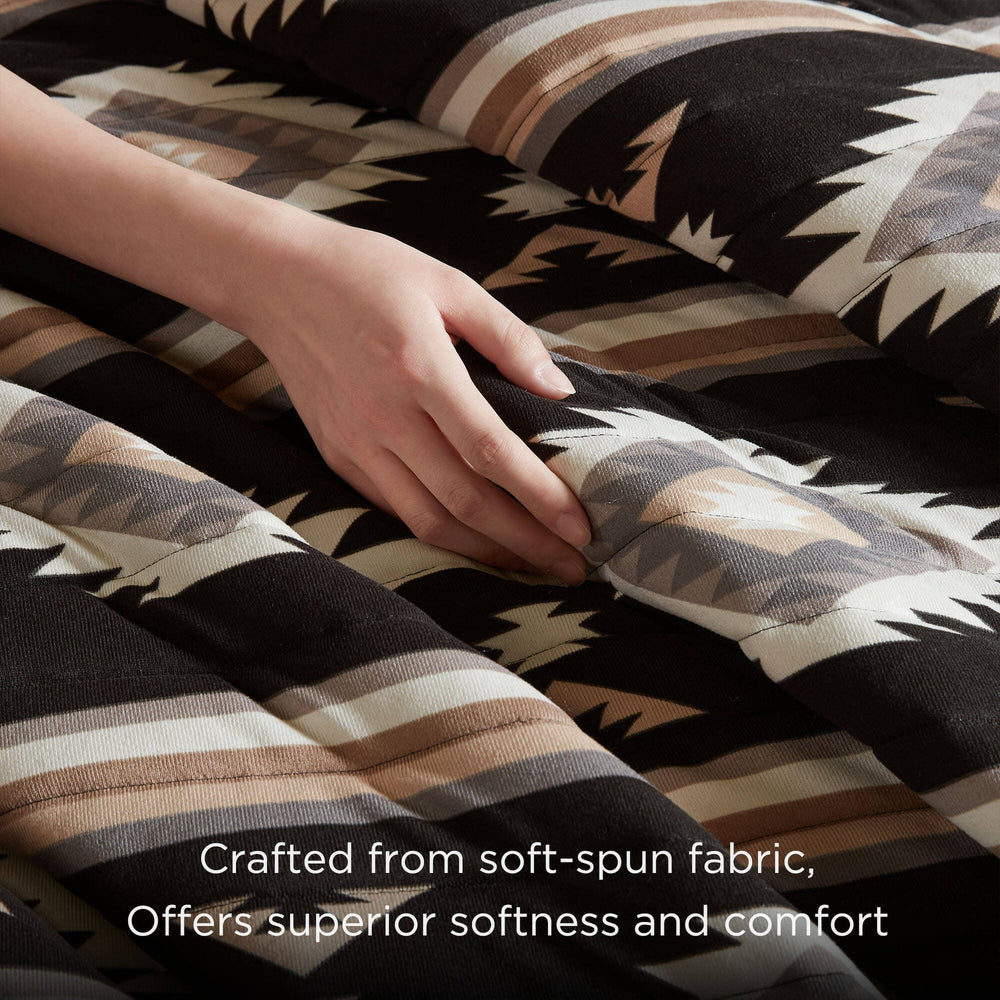 3- Piece Full/Queen Quilt Mini Set Media 9
