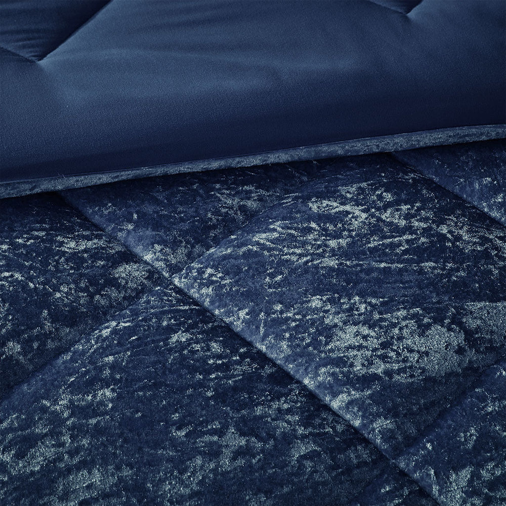 Full/Queen Velvet Comforter Set with Throw Pillow Media 8
