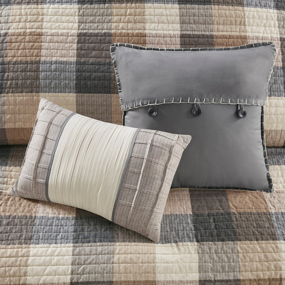 6 Piece Printed Herringbone Quilt Set with Throw Pillows Neutral King/Cal King Media 15