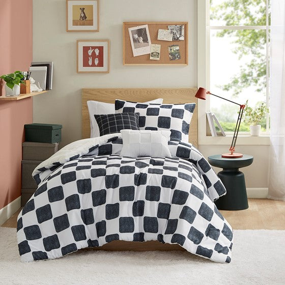 Full/Queen Checkered Comforter Set Media 18