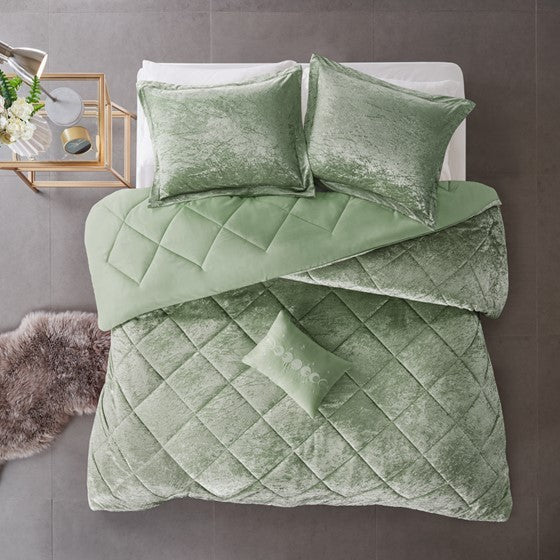 Full/Queen Velvet Comforter Set with Throw Pillow Media 7