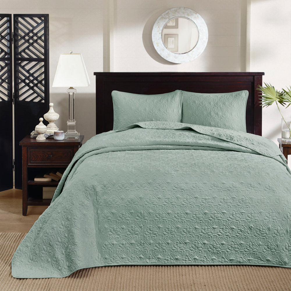 Reversible Quilt Set Seafoam Twin/Twin XL Media 2