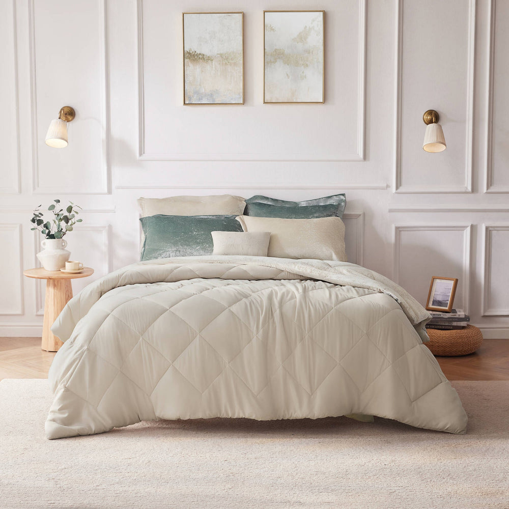 4 PCS Full/Queen Velvet Duvet Cover Set with Throw Pillow Champagne Media 1