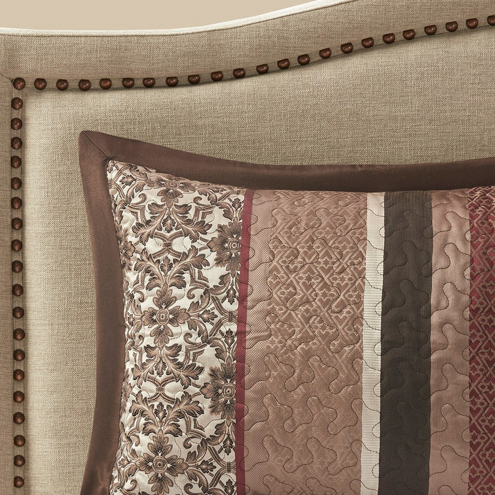5 Piece Jacquard Quilt Set with Throw Pillows Red King/Cal King Media 11