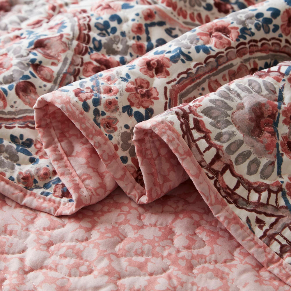 3-Piece King Boho Floral Reversible Quilt Media 18