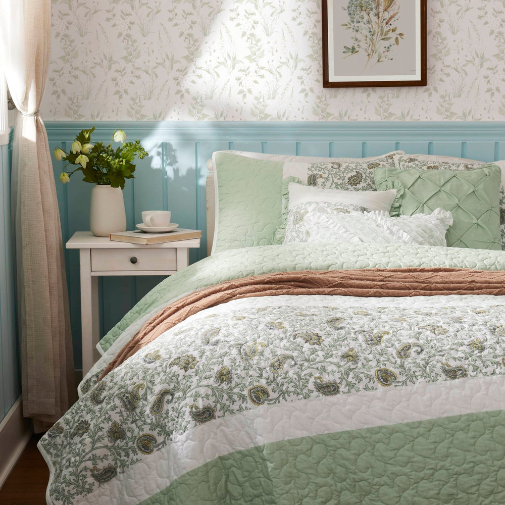 6 Piece Cotton Percale Quilt Set with Throw Pillows King/Cal King Media 10