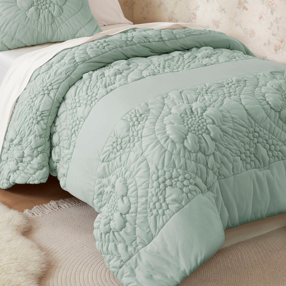 3-Piece King Comforter Set,Sage Media 7