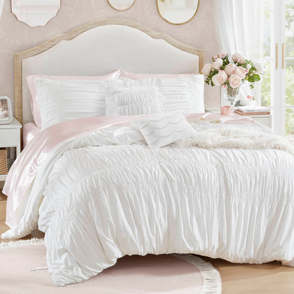 5 Pieces Full/Queen Comforter Set,White Media 2