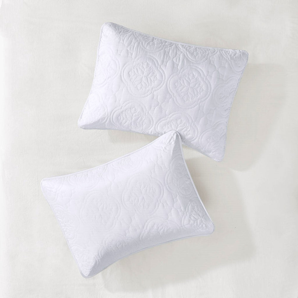 3 Piece Reversible Bedspread Set White King/Cal King Media 13