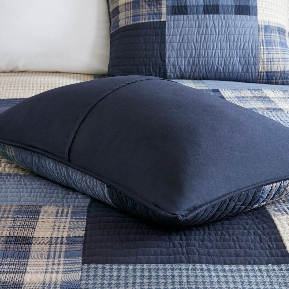 3-Piece King/Cal King Quilt Mini Set Media 11