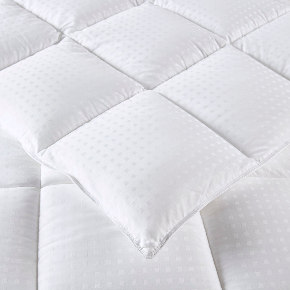 Full/Queen Dobby Cotton Down Alternative Comforter Media 3