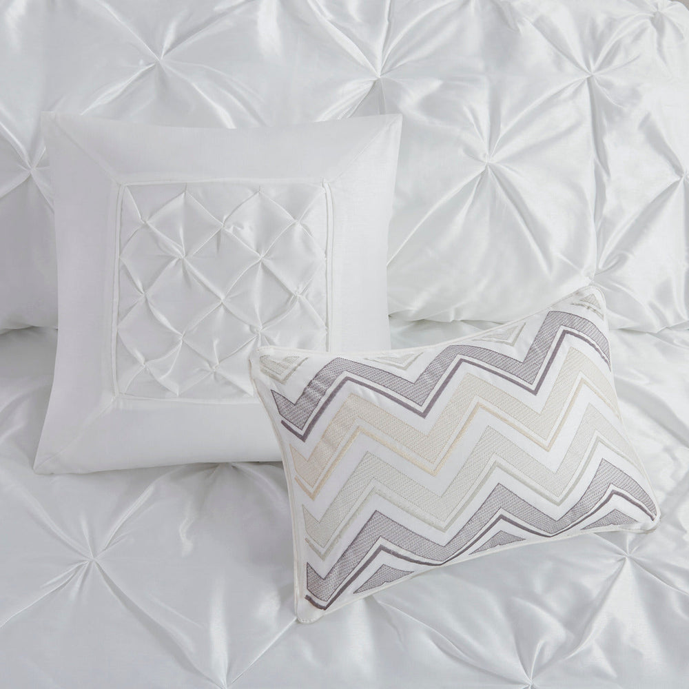 7 Piece Tufted Comforter Set White Cal King Media 9