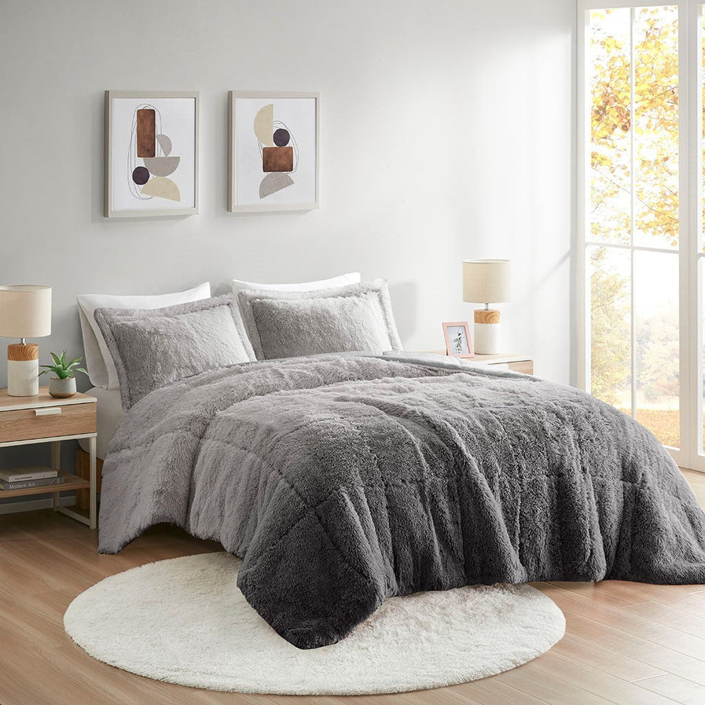 Full/Queen Ombre Shaggy Long Fur Comforter Mini Set Media 1