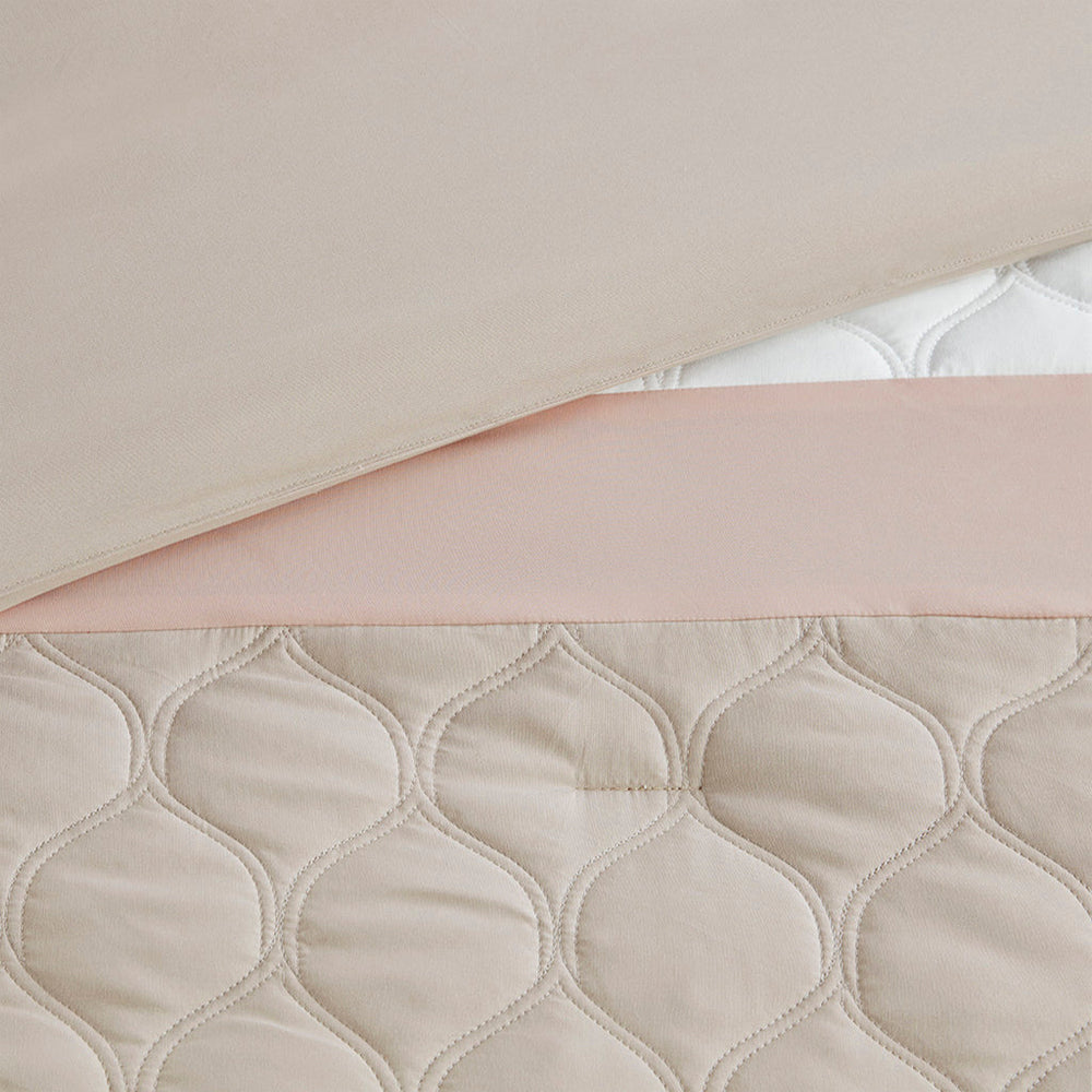 King 8 Piece Comforter Set Media 4
