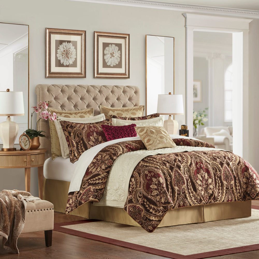 4 Piece Comforter Set Burgundy King Media 8