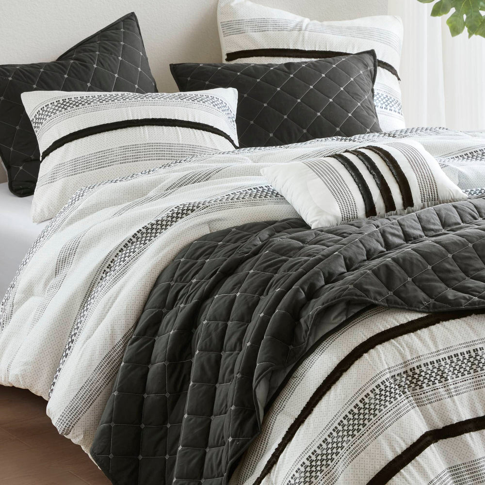 7 Piece Stripe Comforter and Quilt Set-Full/Queen Media 14