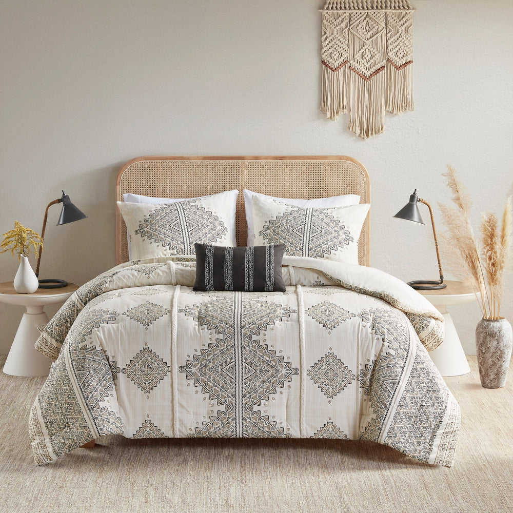 4 Piece Printed Comforter Set with Throw Pillow Black/Ivory King/Cal King Media 12