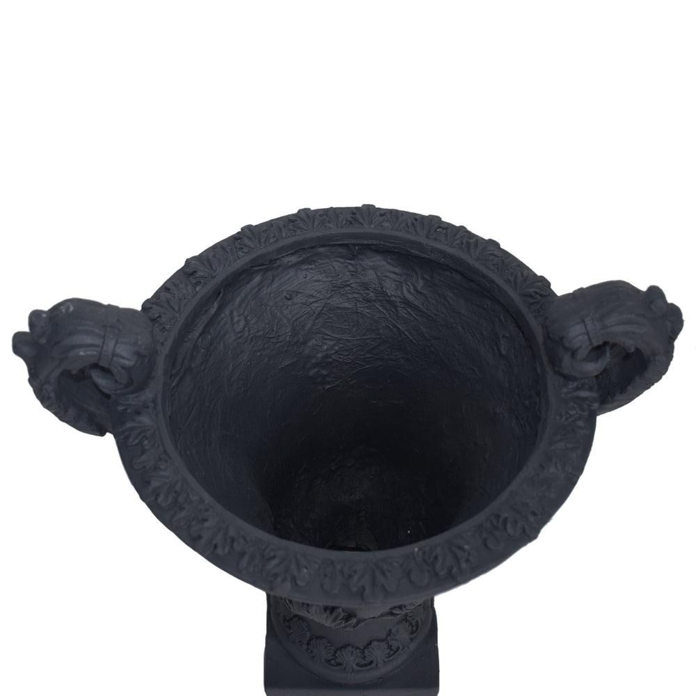 DELPHINE URN Media 8