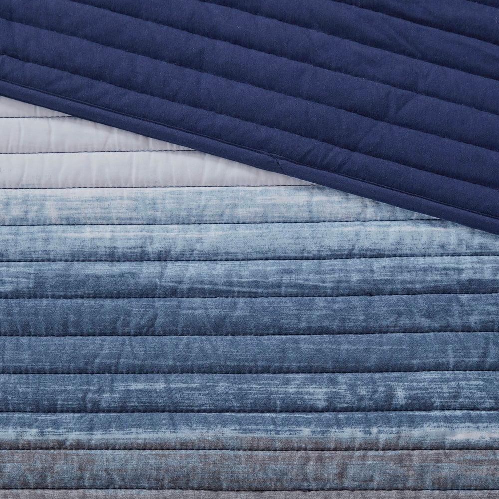 8-Piece Cal King 8 Piece Quilt Set with Cotton Bed Sheets,Navy Media 7