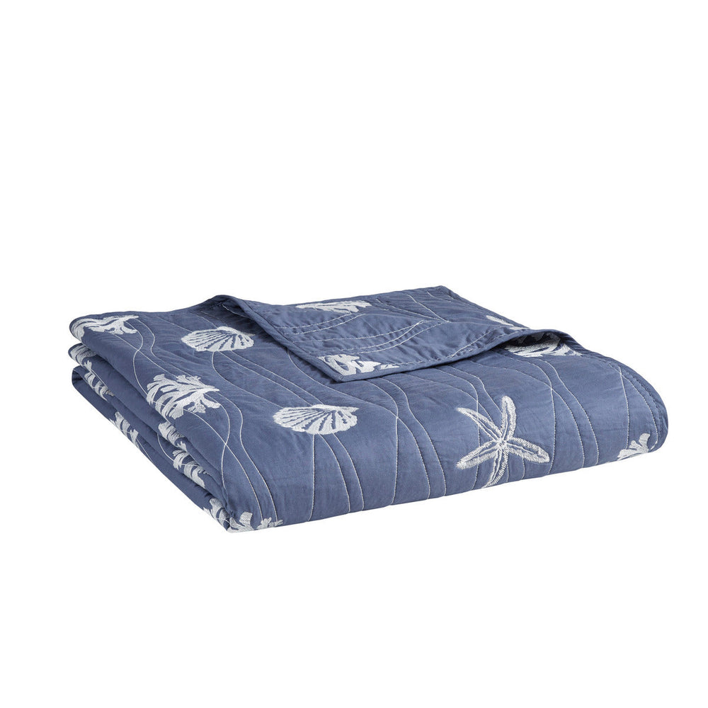 4 Piece Cotton Reversible Embroidered Quilt Set with Throw Pillow Navy King/Cal King Media 12