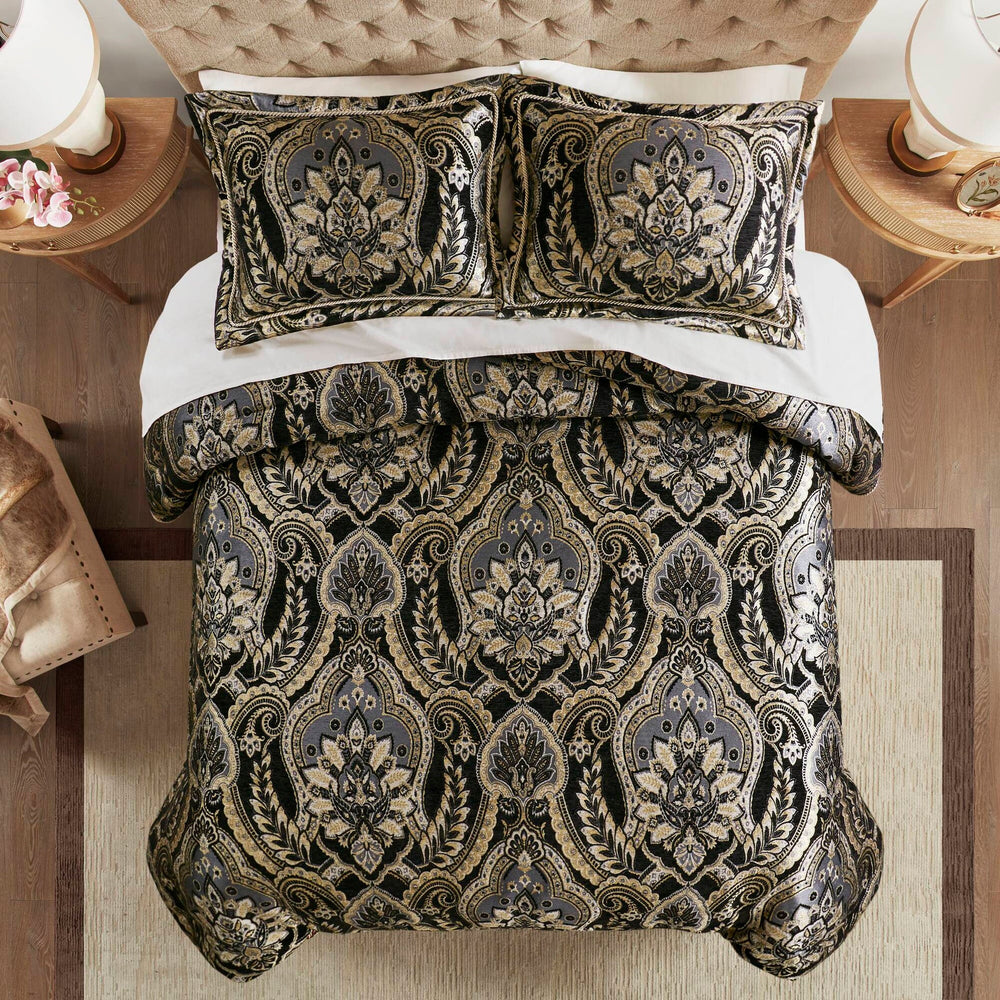 4 PCS Queen Comforter Set Media 8