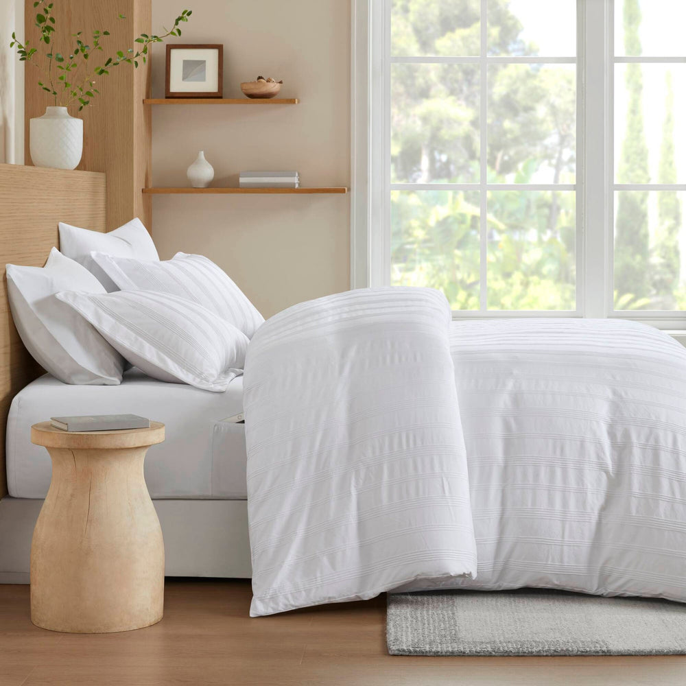 3-Piece King Woven Striped Duvet Set Media 12