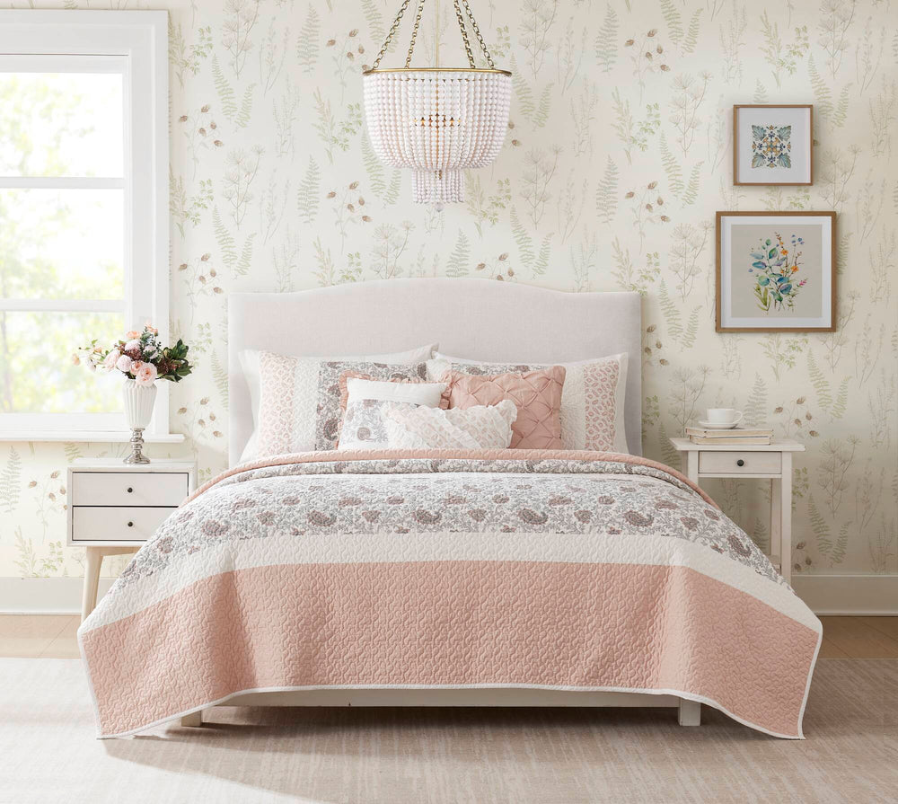 6 Piece Cotton Percale Quilt Set with Throw Pillows Blush King/Cal King Media 5