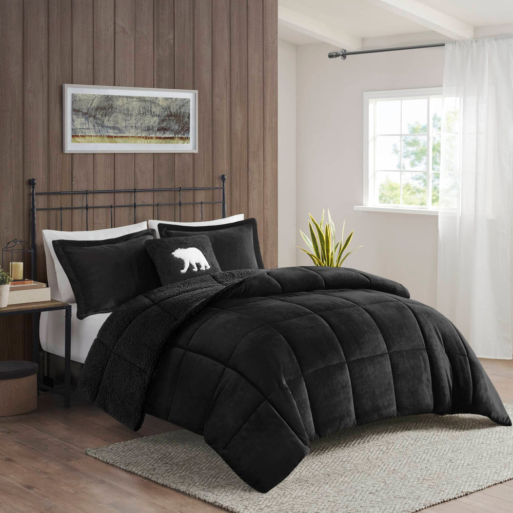 4-Piece Full/Queen Plush to Sherpa Down Alternative Comforter Set,Black/Black Media 1